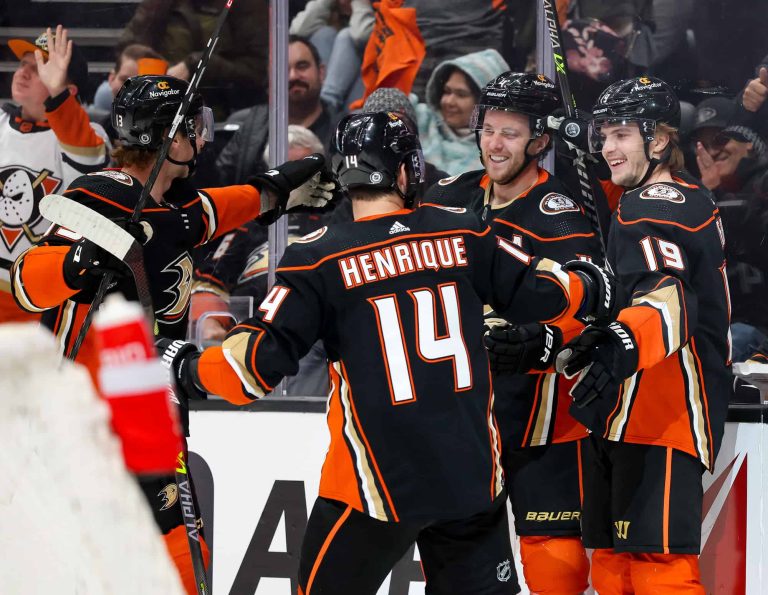 Apartments for ANAHEIM DUCKS Fans Ducks Living